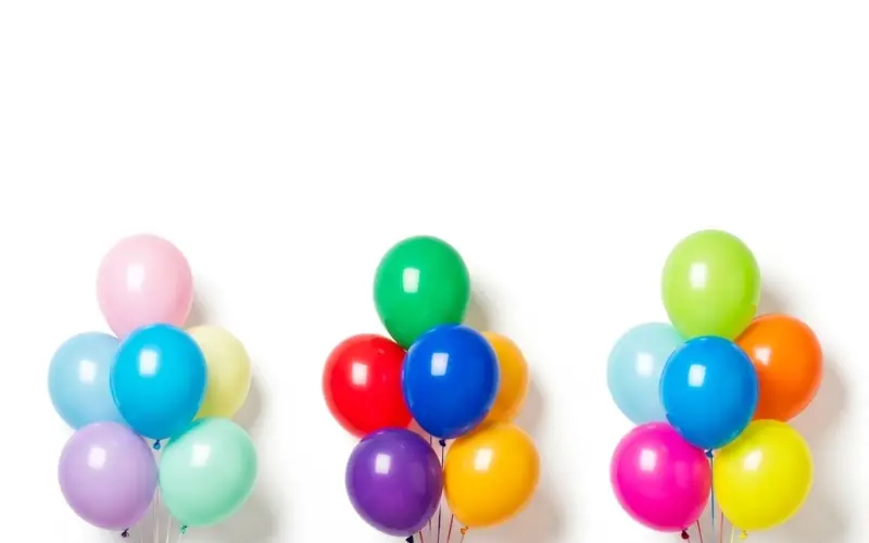 How to Choose the Right Party Decor & Celebration Supplies Products